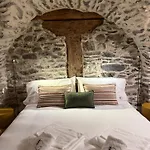 Granuit Alpine Lägenhet *